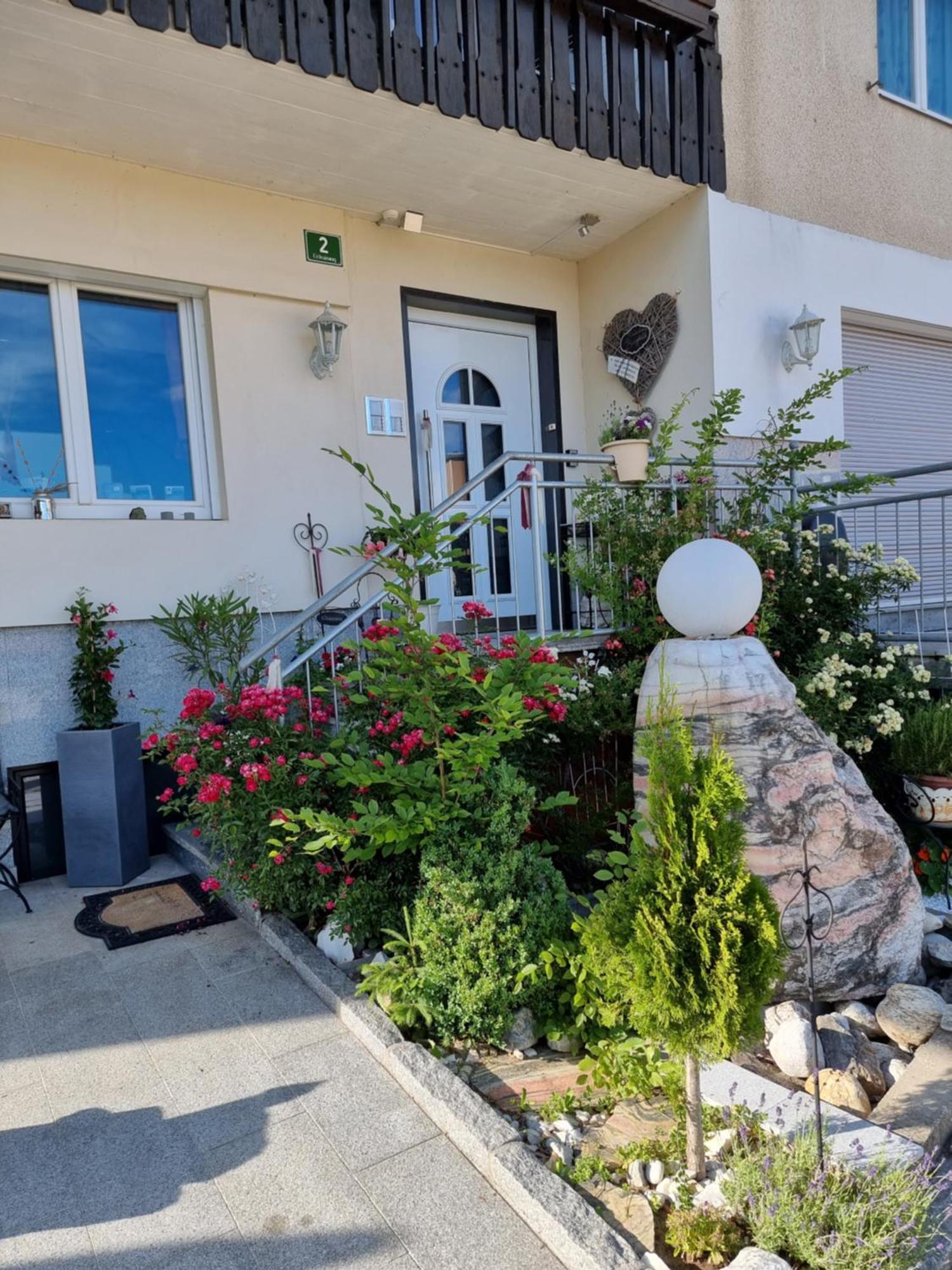 Ferienhaus Burgblick トレフェン エクステリア 写真