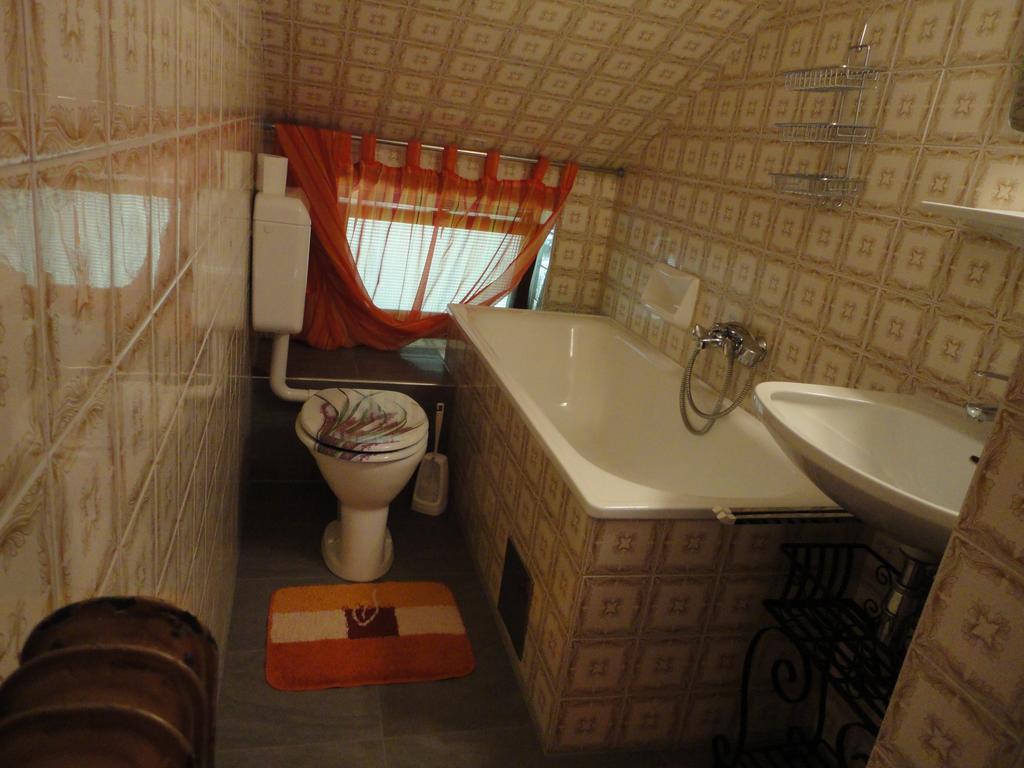 Ferienhaus Burgblick トレフェン 部屋 写真