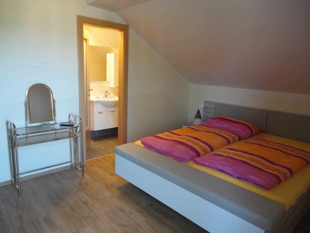 Ferienhaus Burgblick トレフェン エクステリア 写真