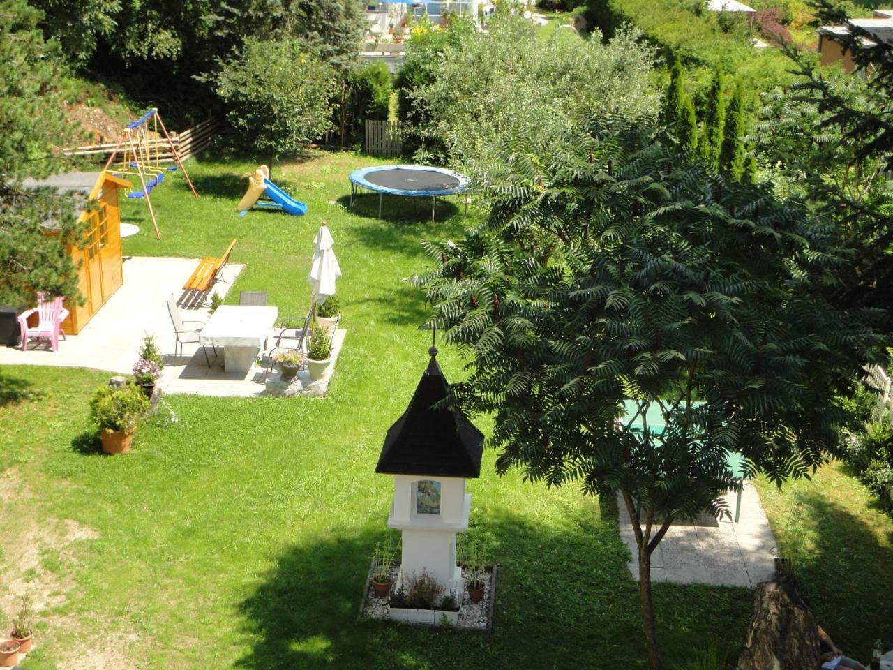 Ferienhaus Burgblick トレフェン エクステリア 写真